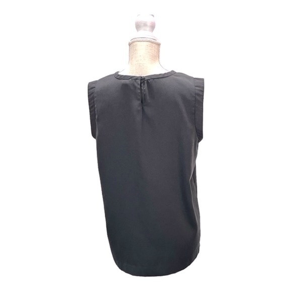 J.Crew Factory Crew Neck Key Hole Black Cap Sleeve Pleat Front 8 Gray Blouse - Picture 2 of 6
